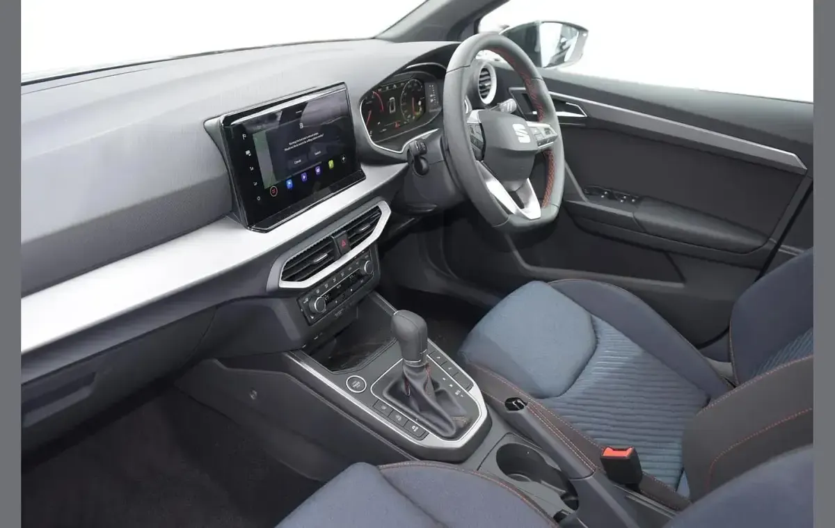 New Seat Arona Black Edition 113 HP (83 kW) 2025 Grey SUV