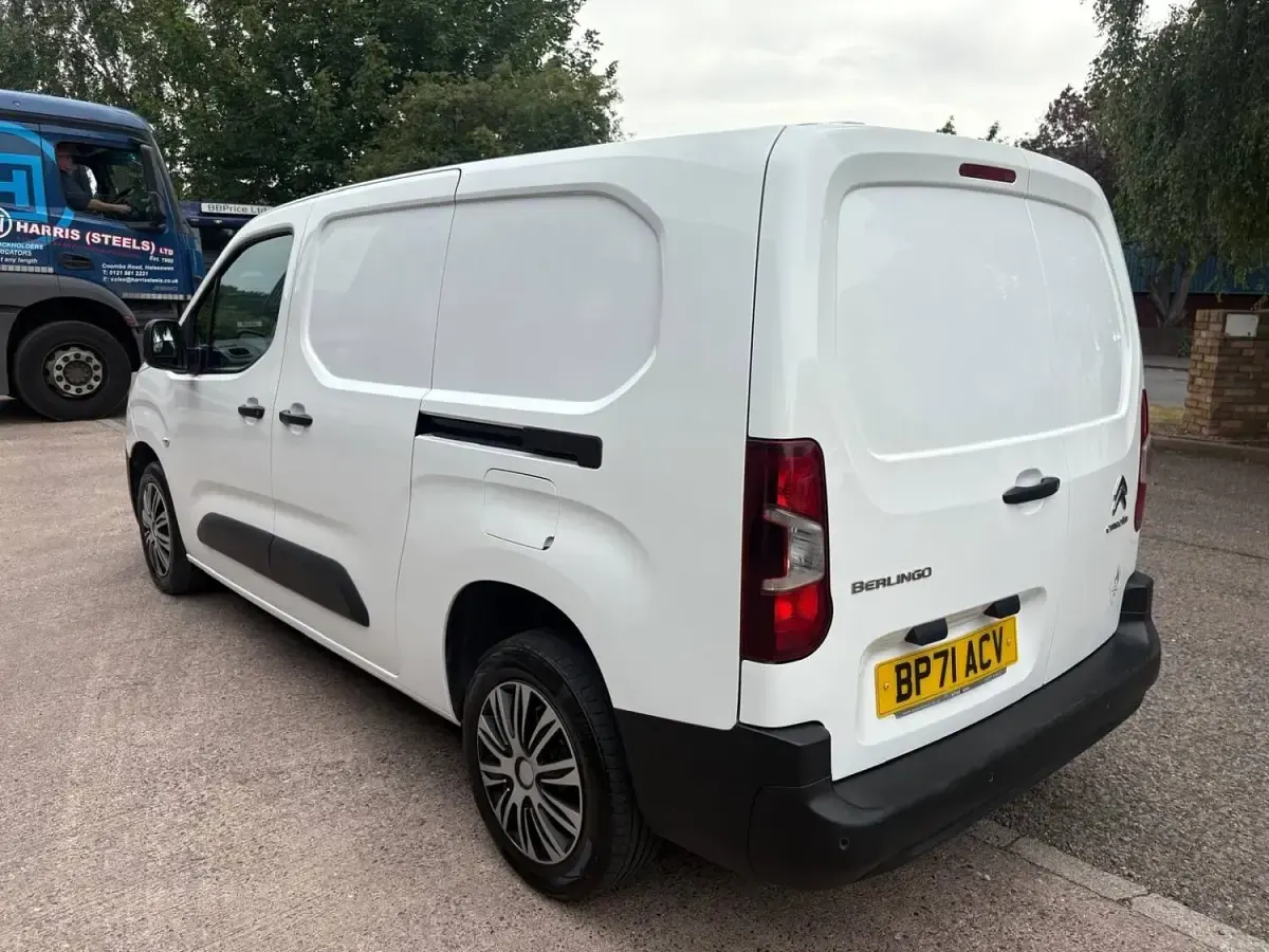 Used Citroën Berlingo 2022 White MPV