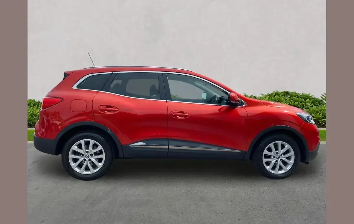 Used Renault Kadjar Dynamique 110 HP (80 kW) 2016 Red SUV