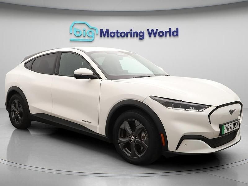 White Used 2021 Ford Mustang Mach-E Standard Range SUV | £19,000 (Fair price) - Image 1/4