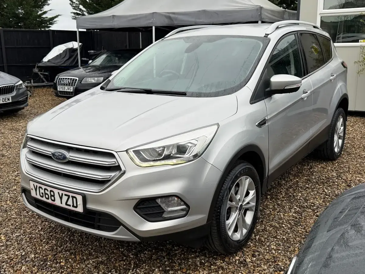 Used Ford Kuga Titanium 120 HP (88 kW) 2018 Silver SUV