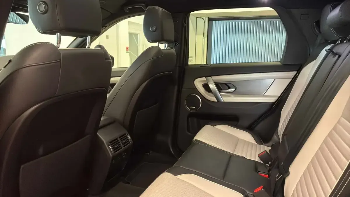 Used Land Rover Discovery Sport HSE Dynamic 2025 Blue SUV