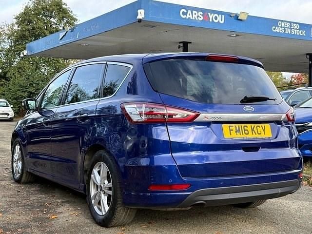 Used Ford S-MAX Titanium 150 HP (110 kW) 2016 Blue MPV