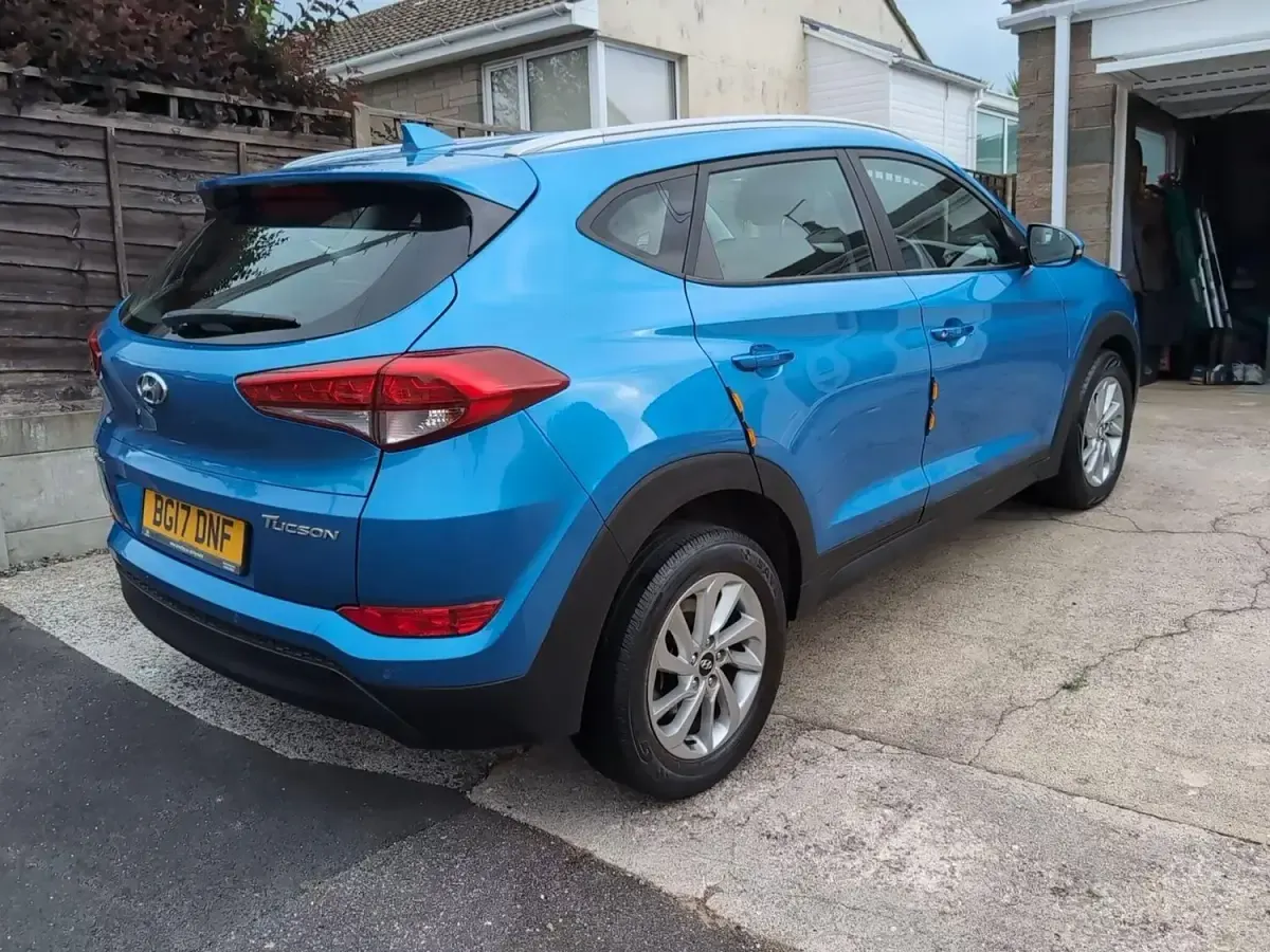 Used Hyundai Tucson SE 116 HP (85 kW) 2017 Blue SUV