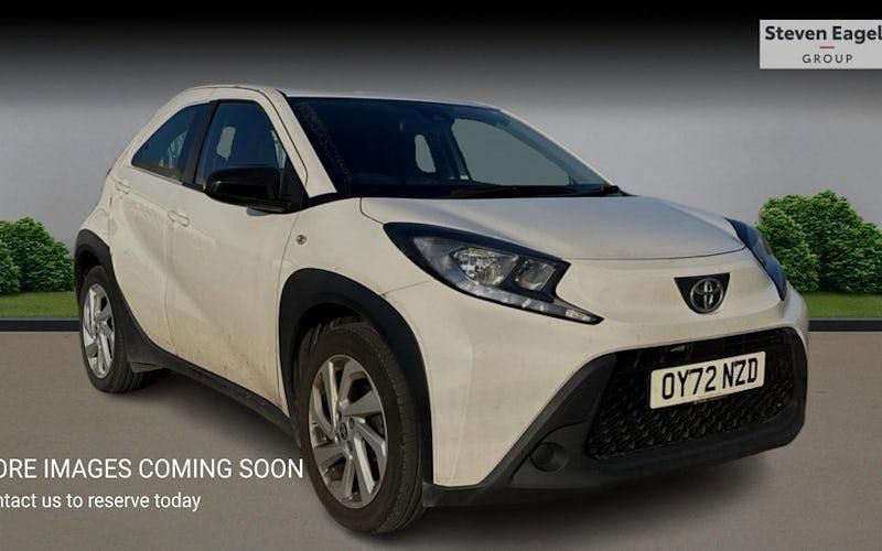 Used Toyota Aygo X PURE 72 HP (52 kW) 2025 SUV