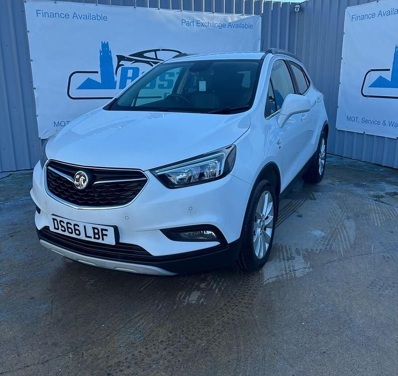 White Used 2016 Vauxhall Mokka X Elite SUV | £6,899 (Fair price) - Image 1/4