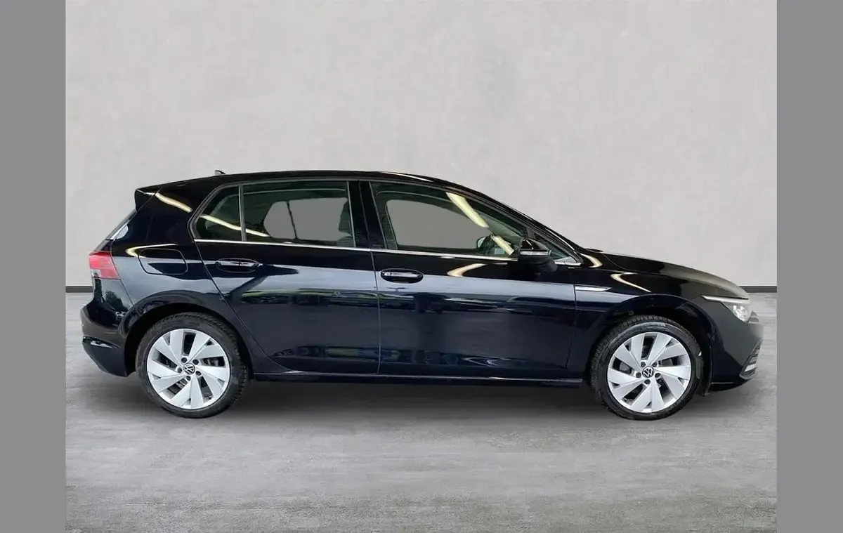 Used VW Golf VIII Style 147 HP (108 kW) 2020 Black Hatchback