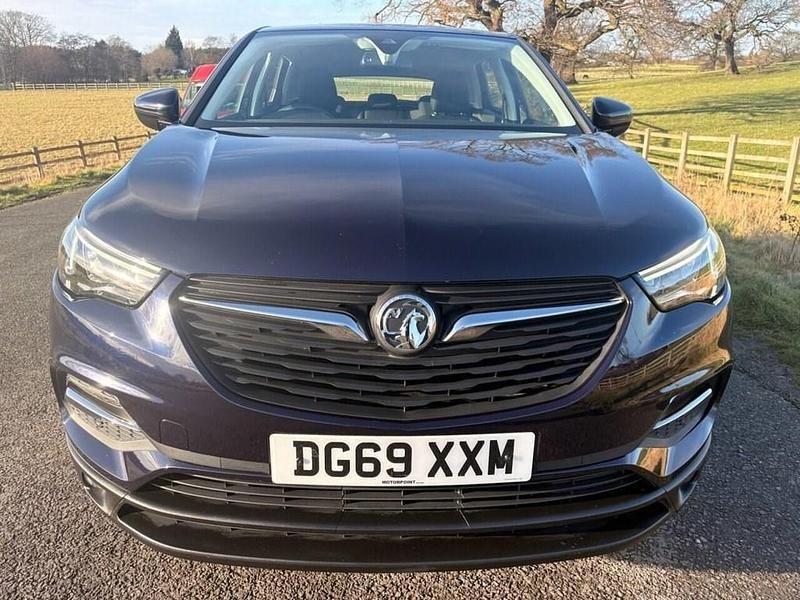Used Vauxhall Grandland X S 130 HP (95 kW) 2019 Blue SUV