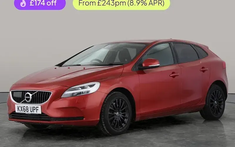 Used Volvo V40 Momentum 122 HP (89 kW) 2018 Hatchback