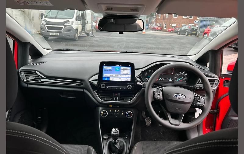 Used Ford Fiesta Trend 99 HP (72 kW) 2023 Red Hatchback