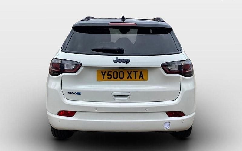 Used Jeep Compass 241 HP (177 kW) 2023 White/black SUV