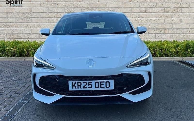 Used MG MG3 SE 116 HP (85 kW) 2025 White Hatchback