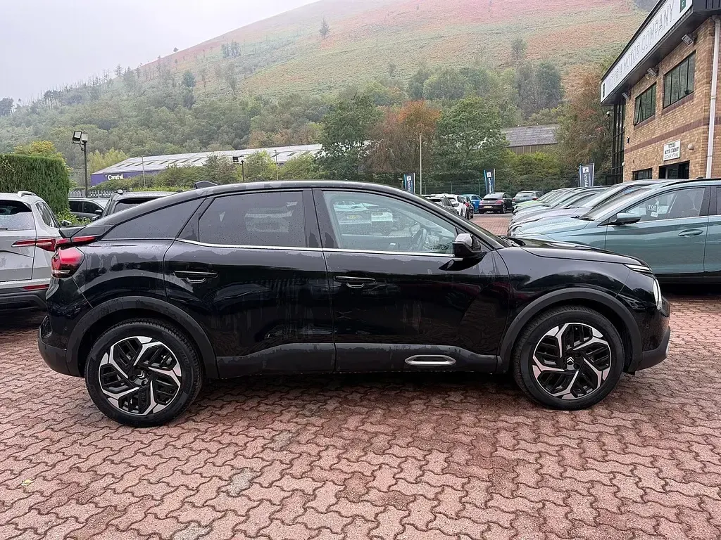Used Citroën C4 PureTech 2023 Black SUV