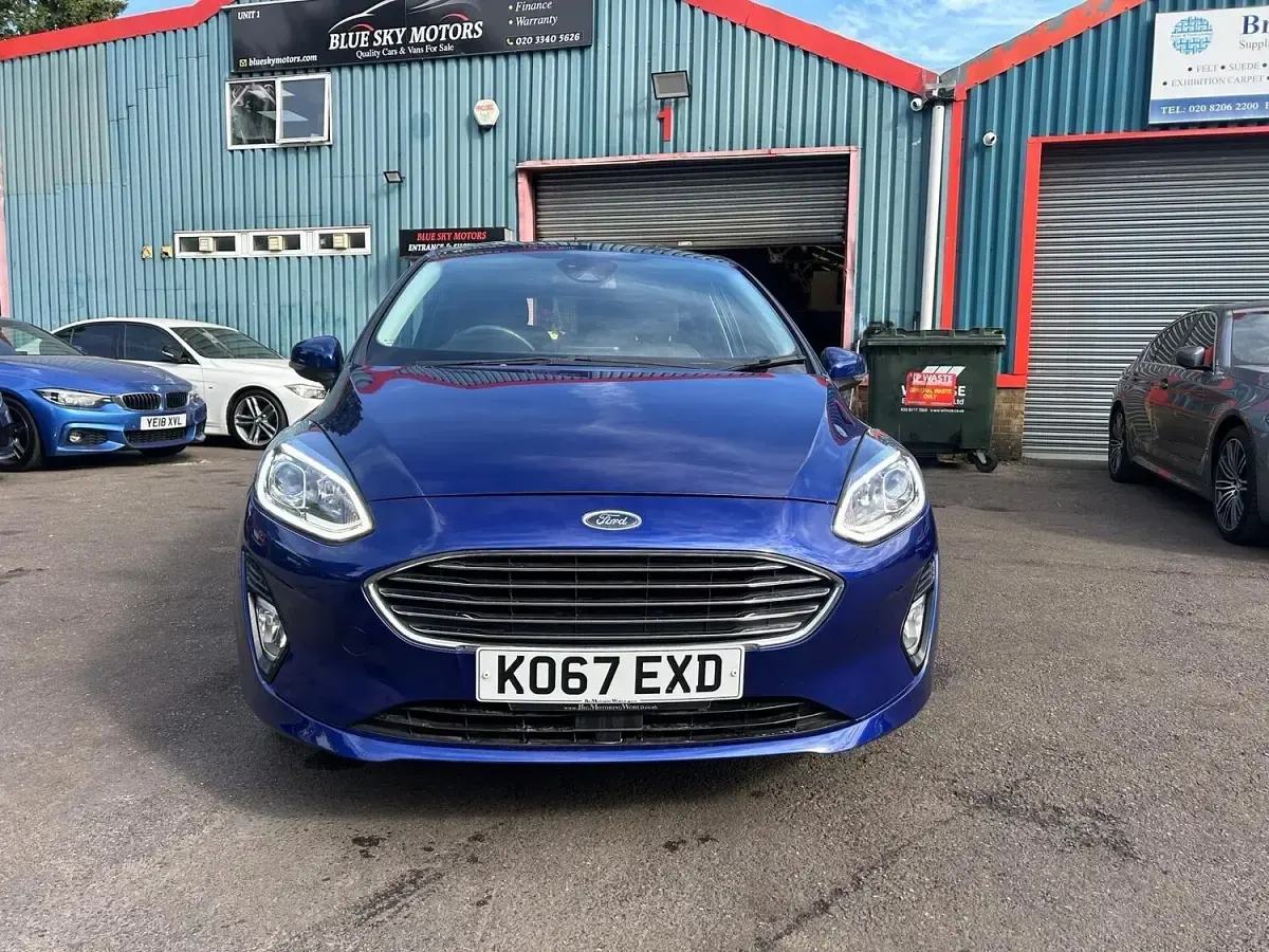 Used Ford Fiesta Zetec 2018 Blue Hatchback