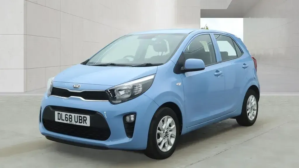 Second-hand Kia Picanto 66 CP (48 kW) 2018 Albastru Hatchback