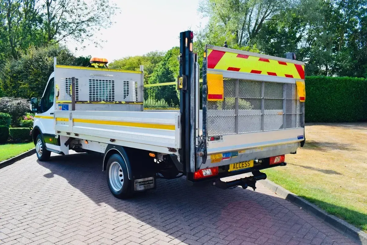 Used Ford Transit 130 HP (95 kW) 2022 White Van
