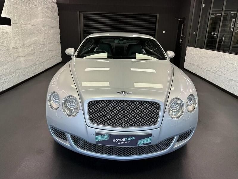 Used Bentley Continental 552 HP (405 kW) 2009 Silver Coupe
