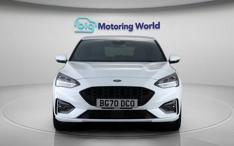 Used Ford Focus ST-Line X 125 HP (91 kW) 2020 White Hatchback