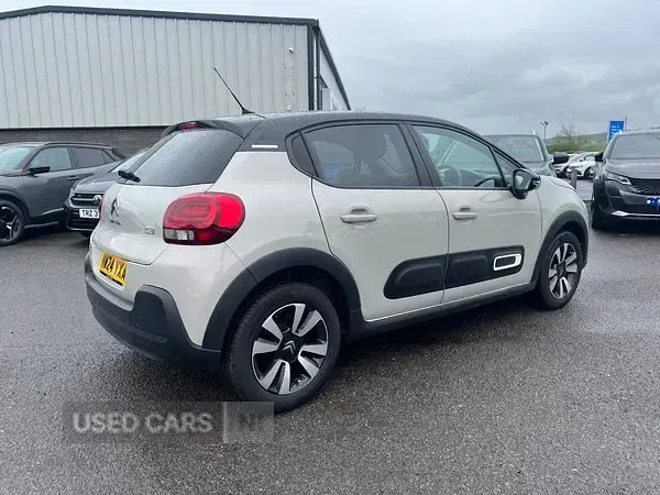 Używany Citroën C3 PureTech 2024 Szary Hatchback