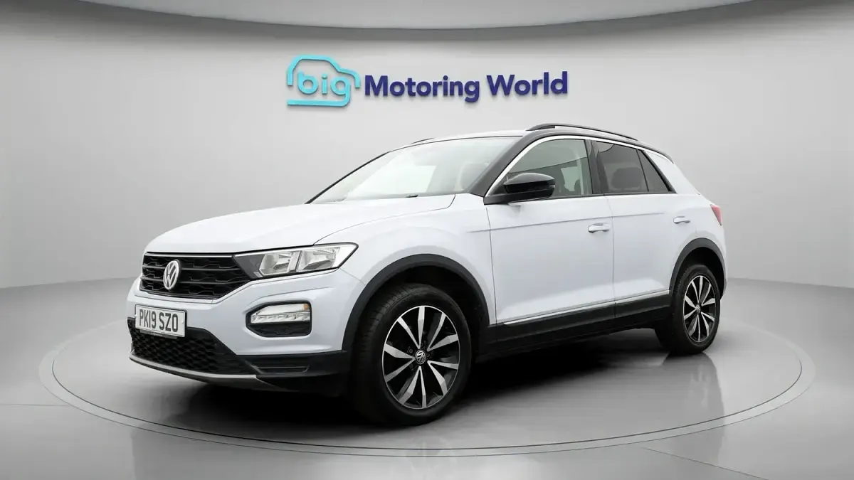 Used VW T-Roc Design 116 HP (85 kW) 2019 Silver SUV