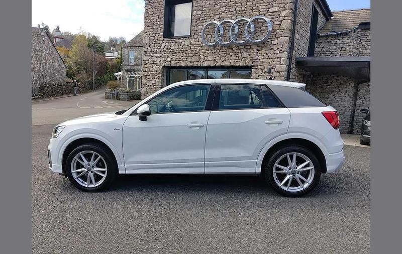 Used Audi Q2 S-Line 147 HP (108 kW) 2019 White SUV