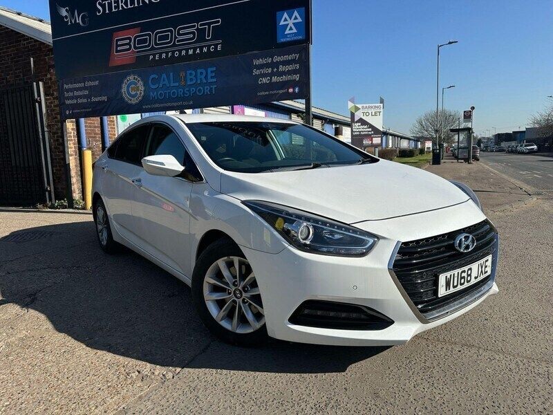 Red Used 2018 Hyundai i20 Premium Hatchback | £7,500 (Fair price) - Image 1/4