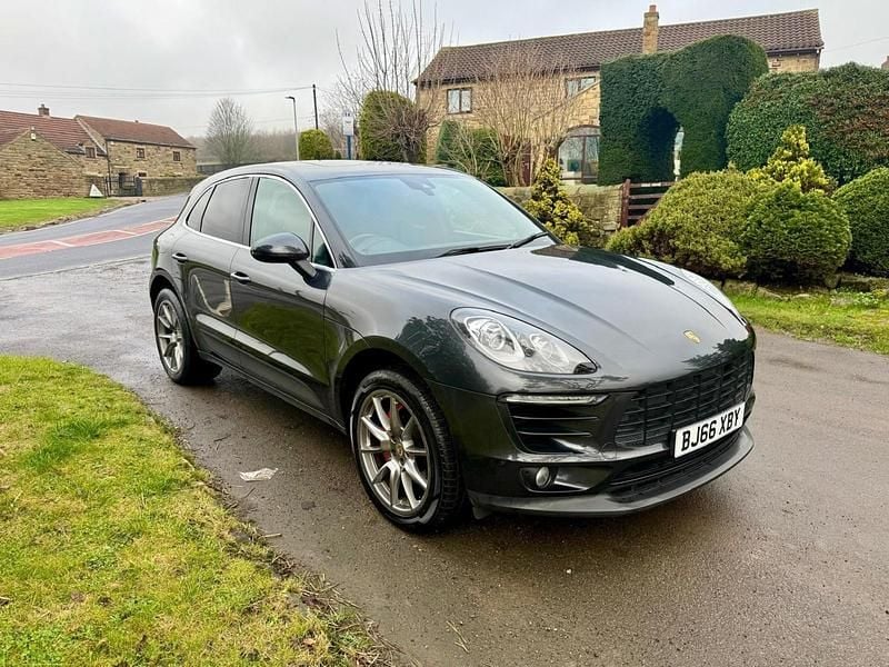 Grey Used 2016 Porsche Macan S SUV | £17,995 (Good price) - Image 1/4