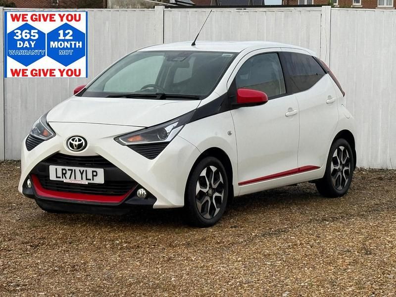 White Used 2021 Toyota Aygo Trend Hatchback | £10,499 (Fair price) - Image 1/4