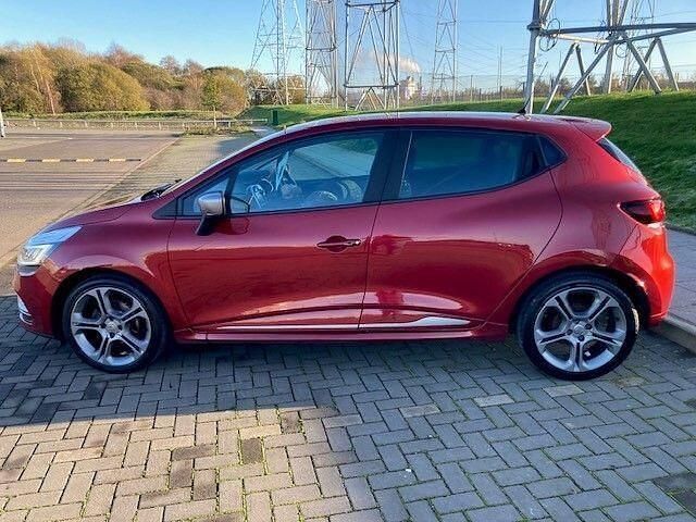 Used Renault Clio IV GT-Line 90 HP (66 kW) 2018 Red Hatchback