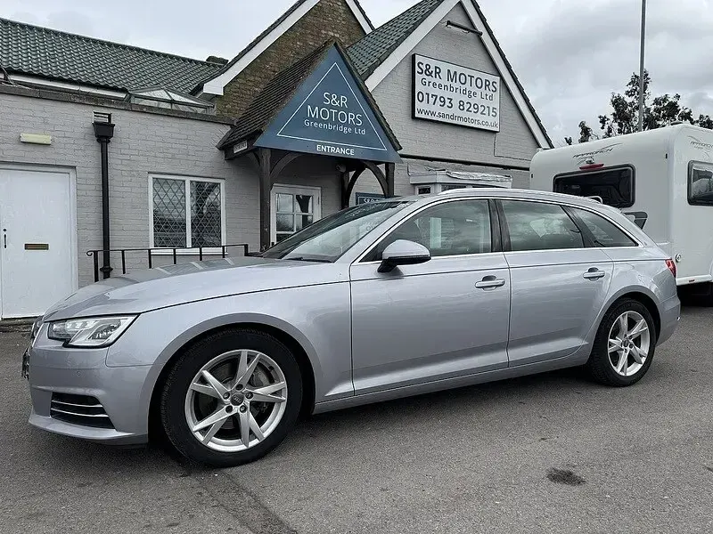 Used Audi A4 Sport 190 HP (139 kW) 2017 Silver Estate