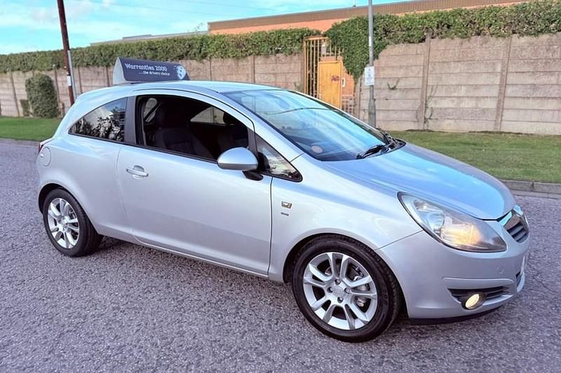 Silver Used 2011 Vauxhall Corsa Hatchback | £1,299 (Fair price) - Image 1/1