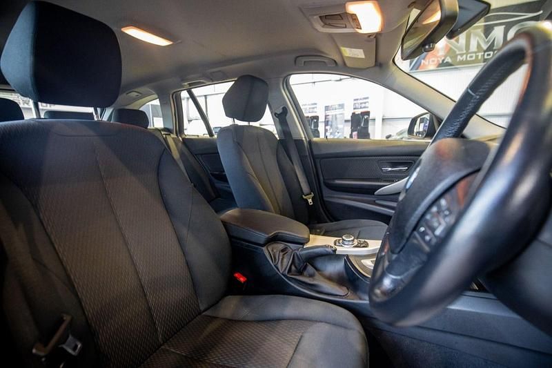 Used BMW 318 Comfort Edition 136 HP (100 kW) 2015 Black Estate