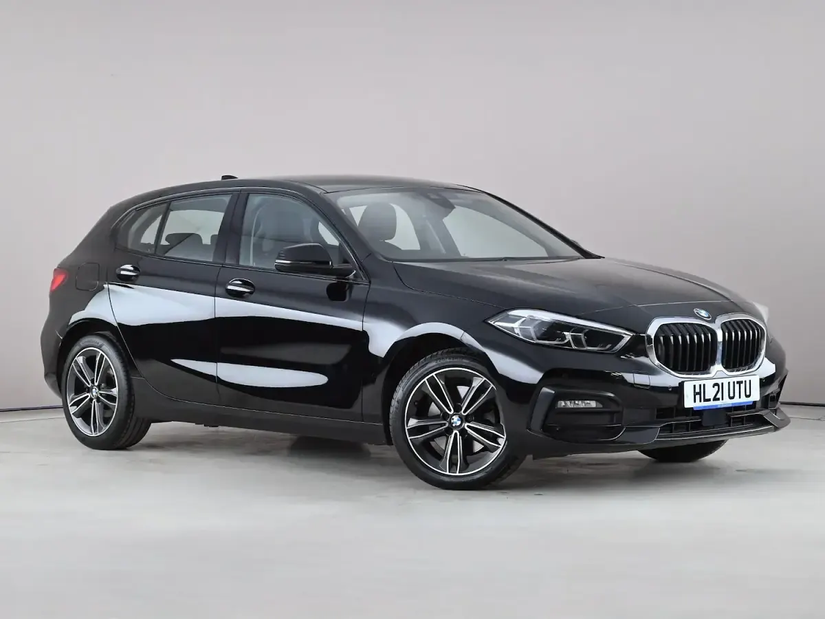 Used BMW 118 Sport Line 136 HP (100 kW) 2021 Hatchback