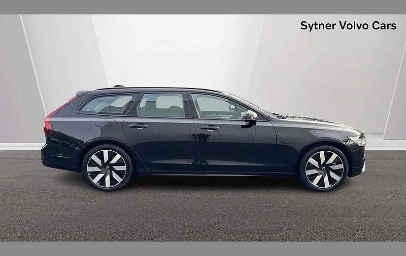Used Volvo V90 Plus 345 HP (253 kW) 2025 Black Estate