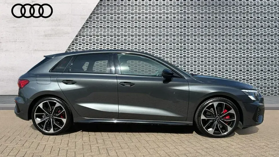 Used Audi A3 Advanced 310 HP (228 kW) 2022 Grey Sedan