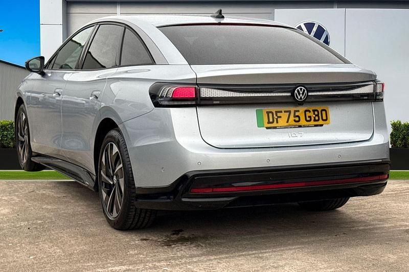 Used VW ID.7 Pro 210 kW (286 HP) 2025 Silver Sedan