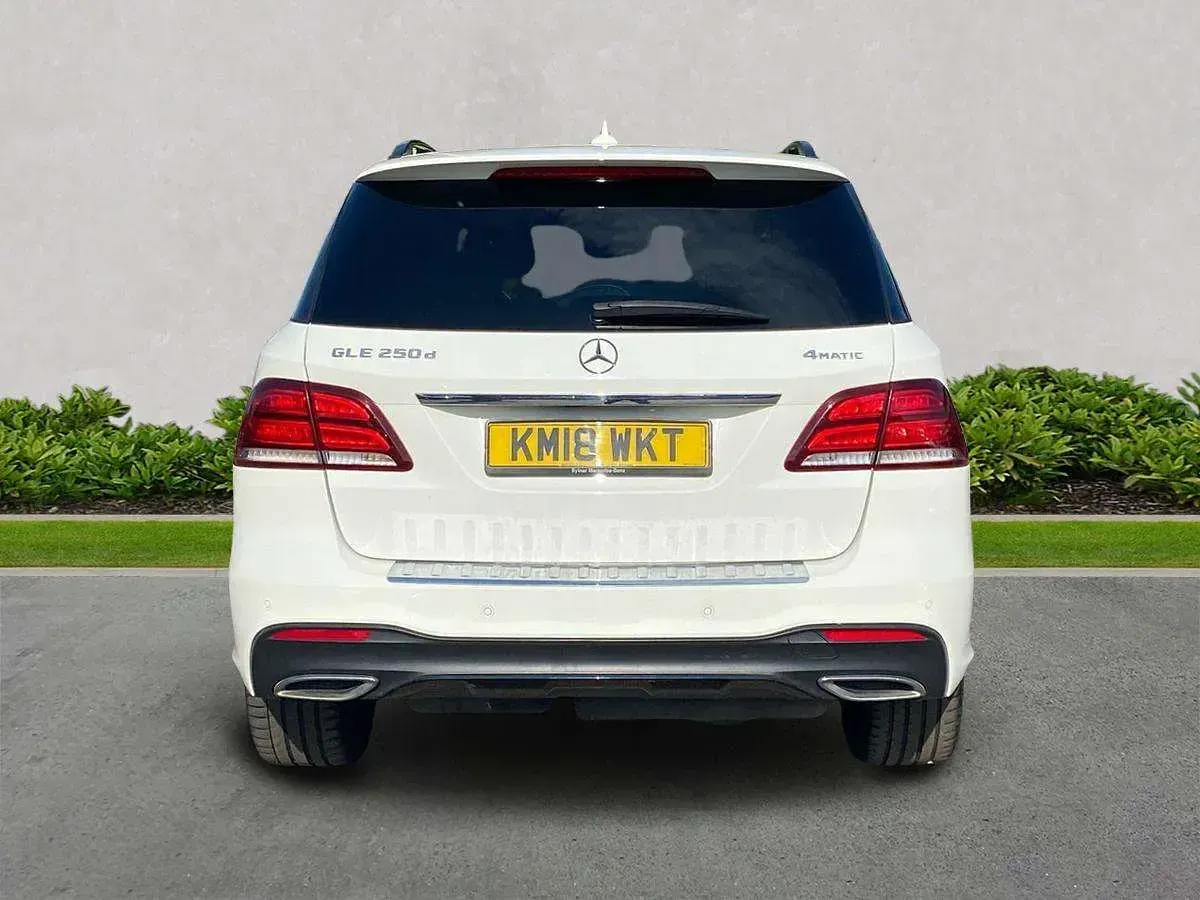 Käytetty Mercedes GLE250 AMG 2018 Valkoinen Farmari