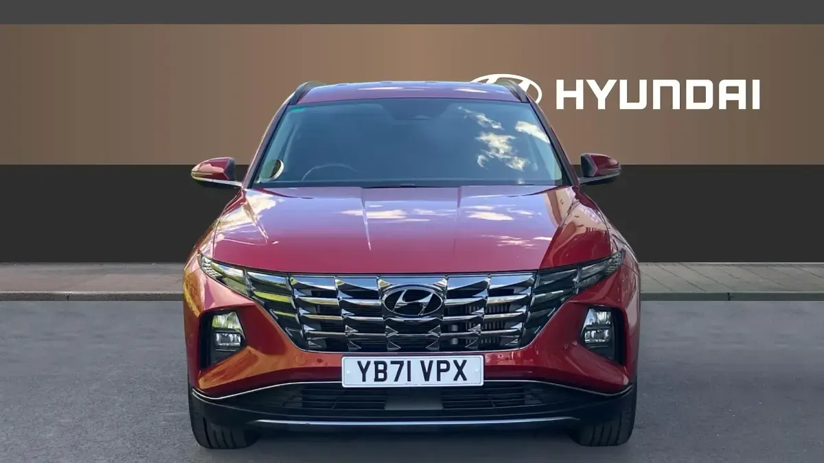 Used Hyundai Tucson Premium 150 HP (110 kW) 2022 Red SUV