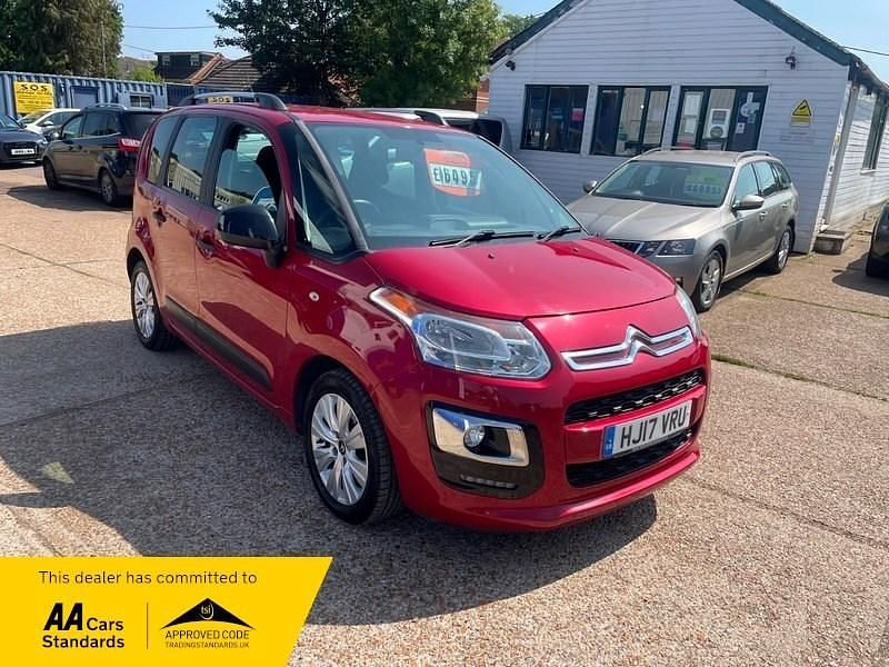 Red Used 2017 Citroën C3 Picasso PureTech MPV | £6,495 (Fair price) - Image 1/3