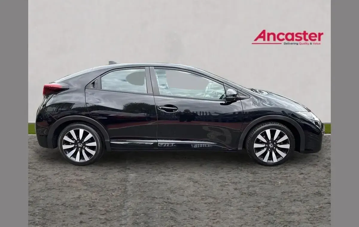 Used Honda Civic SE Plus 139 HP (102 kW) 2016 Black Hatchback