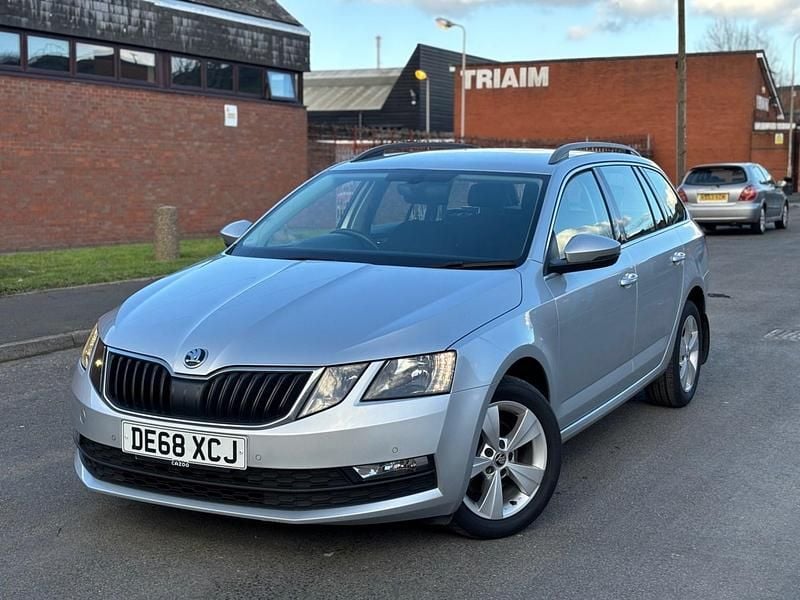Used Skoda Octavia SE Technology 116 HP (85 kW) 2019 Silver Estate