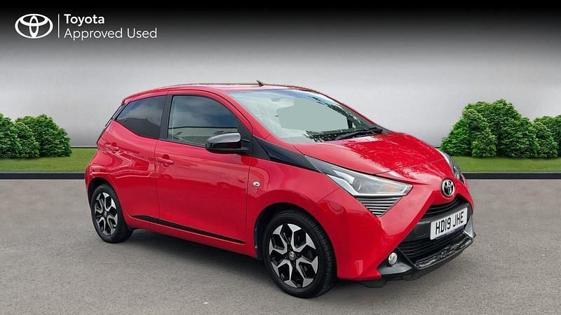 Red Used 2019 Toyota Aygo Trend Hatchback | £10,421 (Fair price) - Image 1/4