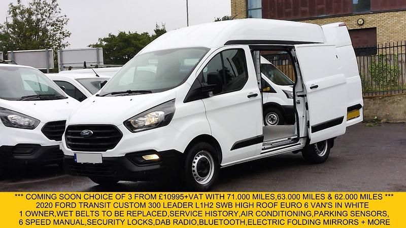 Used Ford Transit Custom 105 HP (77 kW) 2020 White Van