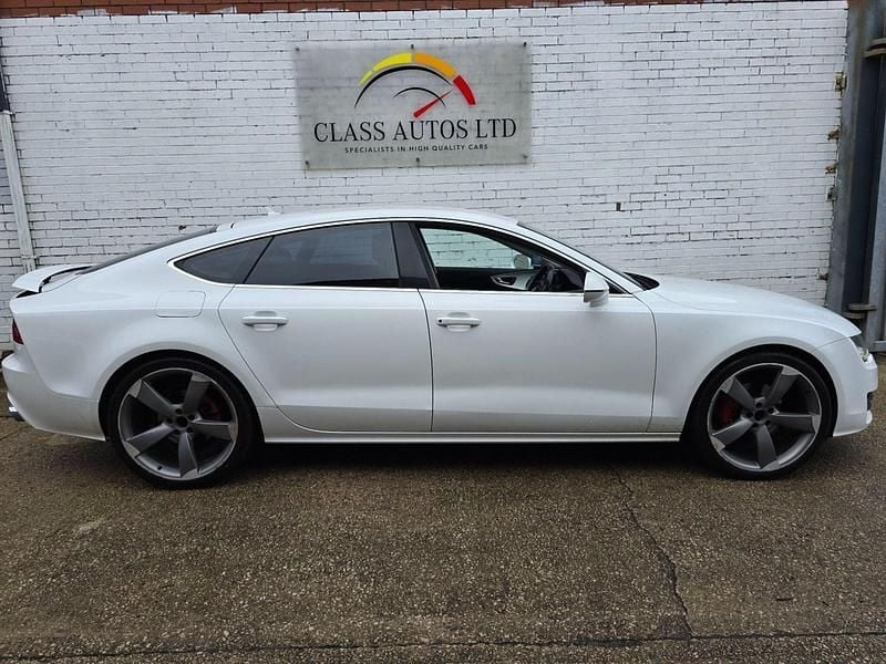 Used Audi A7 2012 White Hatchback