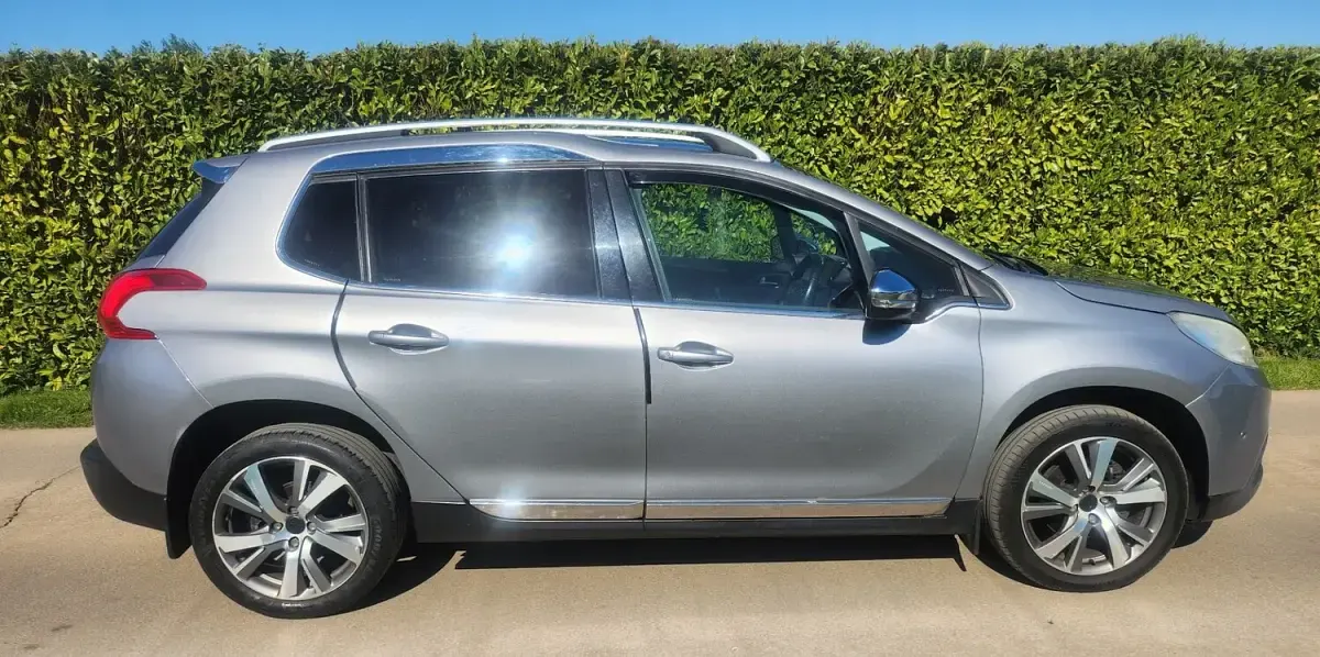 Used Peugeot 2008 2013 Grey SUV