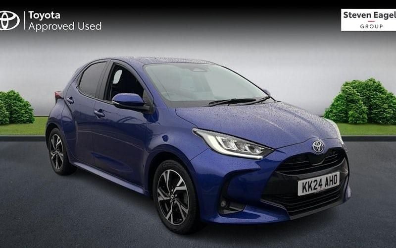 Used Toyota Yaris Hybrid Design 116 HP (85 kW) 2025 Hatchback