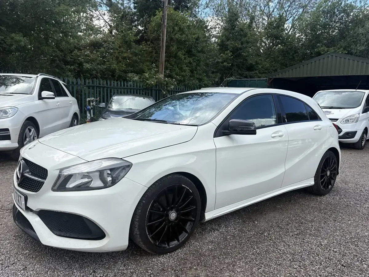 Used Mercedes A160 AMG line 2017 White Hatchback