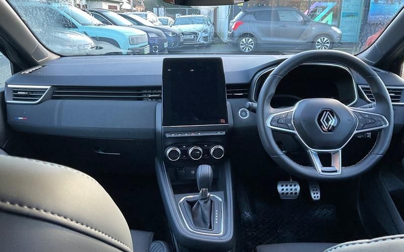 Used Renault Clio V Esprit Alpine 143 HP (105 kW) 2025 Hatchback