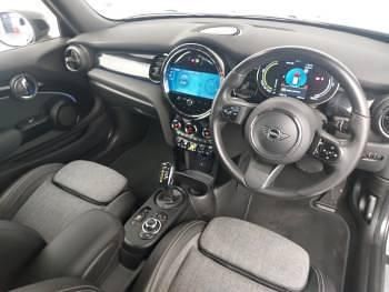 Begagnad Mini Cooper S Level 2 135 kW (184 HK) 2021 Grå Halvkombi
