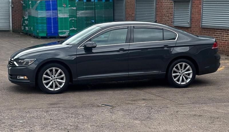 Gebraucht VW Passat Business 2016 Grau Limousine